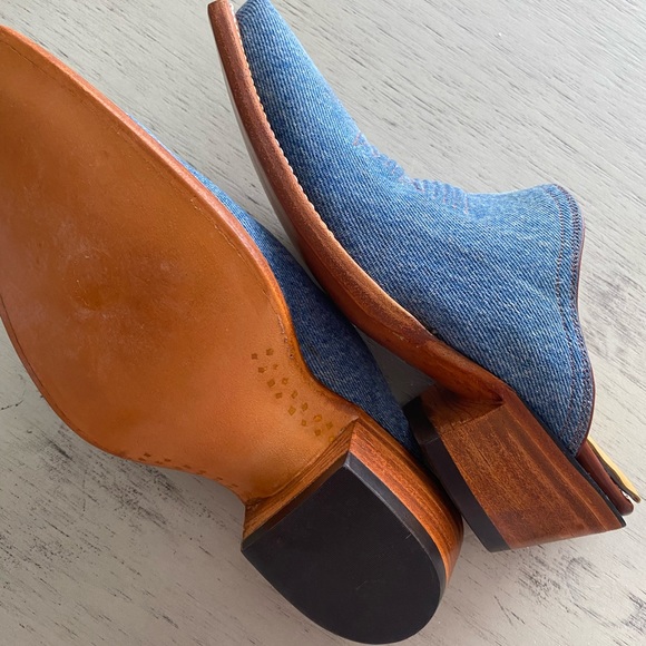 NWOT BACK AT THE RANCH
Denim Mule - Picture 3 of 5